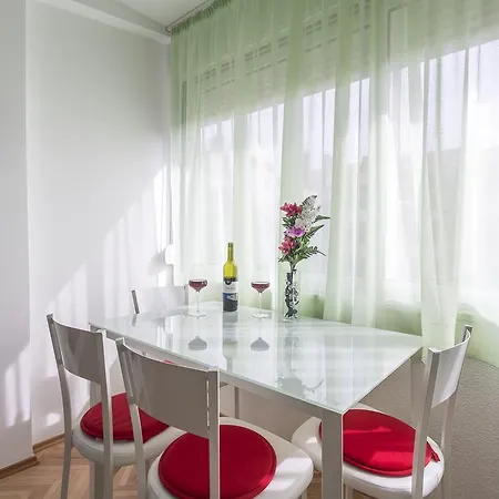 Apartment Petro Oldtown Split